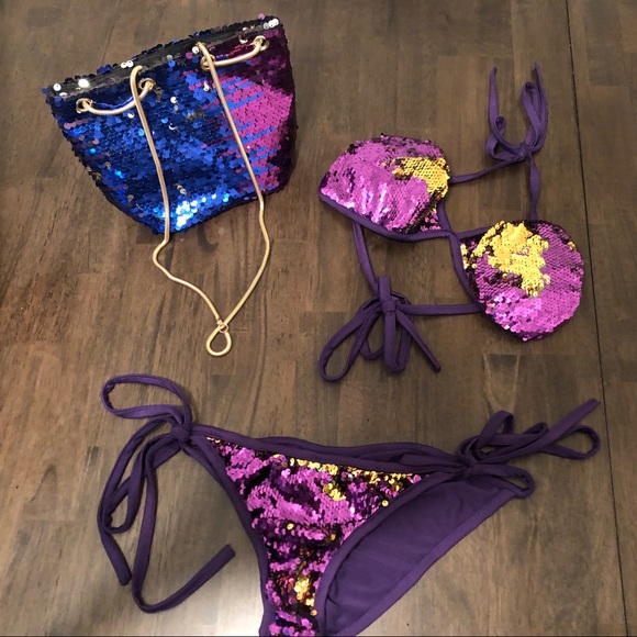 Other - 2 Piece Swim Wear with matching bag ❌❌❌